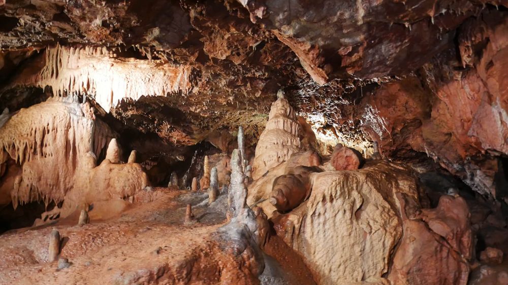 Stalagmites and stalactites in the Rockies at Kents Cavern, Devon